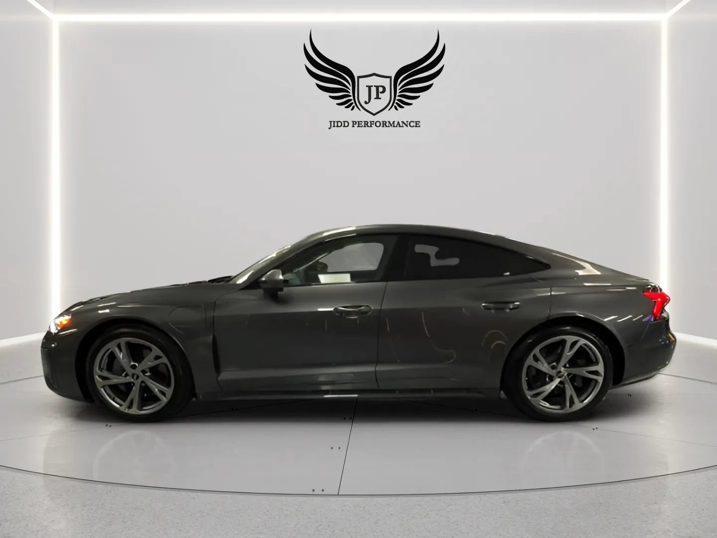 Used 2022 Audi e-tron GT Premium Plus AWD/4WD image 4