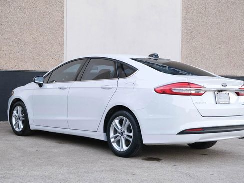 Used 2018 Ford Fusion SE image 15