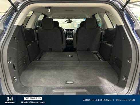 Used 2015 Chevrolet Traverse LT w/ Style and Technology Package AWD/4WD image 31