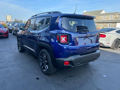 Used 2021 Jeep Renegade Latitude FWD image 5