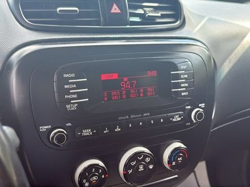 Used 2022 Kia Soul X-Line FWD image 17