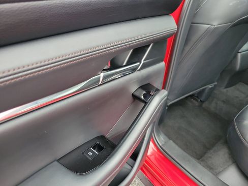 Used 2025 MAZDA MAZDA3 s image 13