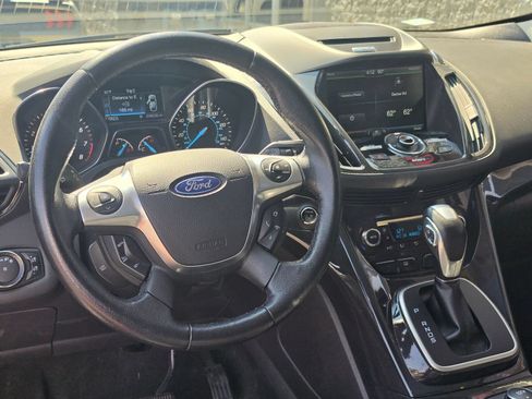 Used 2014 Ford Escape Titanium AWD/4WD image 10