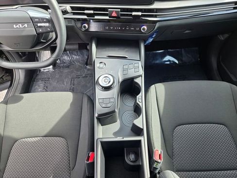 New 2026 Kia Sportage LX FWD image 20