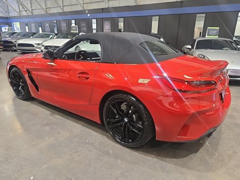 Used 2022 BMW Z4 sDrive30i w/ M Sport Package RWD image 8