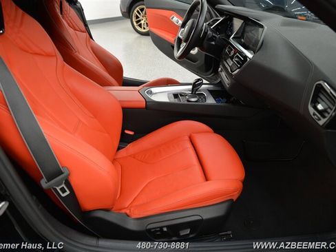 Used 2023 BMW Z4 M40i w/ Premium Package image 14