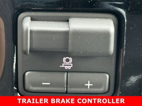 New 2026 Chevrolet Silverado 3500 LTZ w/ LTZ Premium Package image 32