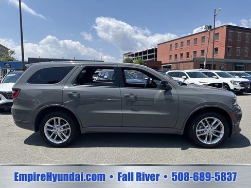 Used 2025 Dodge Durango GT AWD/4WD image 3