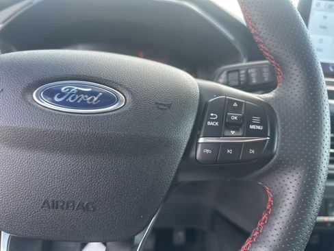 Certified 2025 Ford Escape ST-Line Select AWD/4WD image 20
