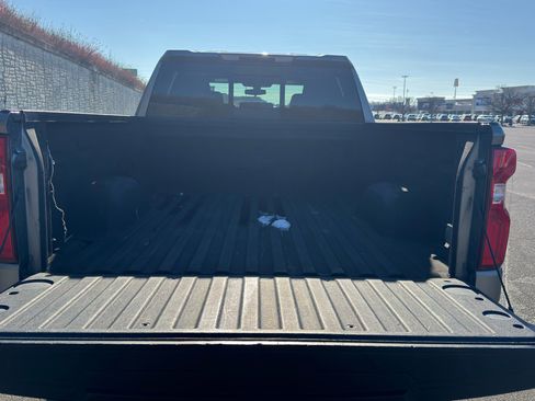 Used 2019 Chevrolet Silverado 1500 LT Trail Boss image 57