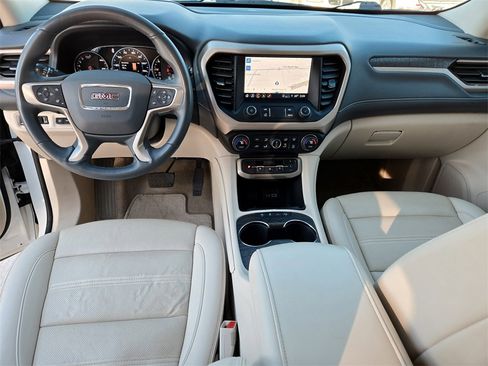 Used 2023 GMC Acadia Denali image 12