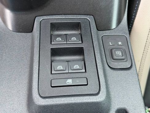 Used 2022 Ford Bronco Wildtrak AWD/4WD image 40