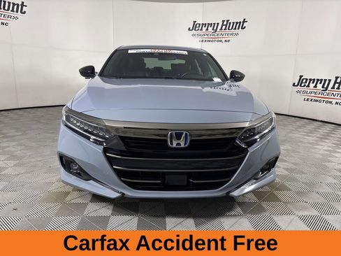 Used 2022 Honda Accord Sport image 3