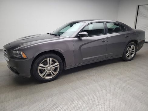Used 2014 Dodge Charger SXT AWD/4WD image 2