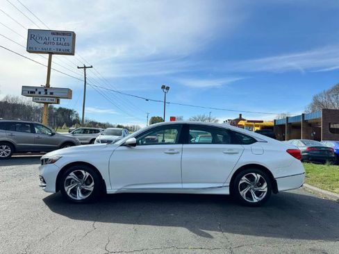 Used 2019 Honda Accord EX image 8