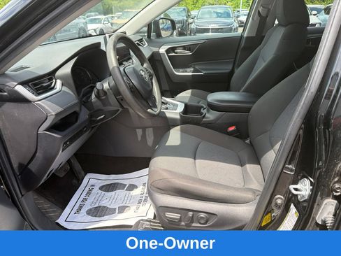 Used 2024 Toyota RAV4 XLE w/ Convenience Package AWD/4WD image 13