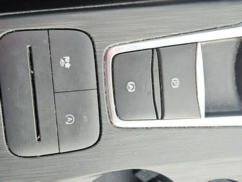 Used 2022 Ford Escape SEL FWD image 30