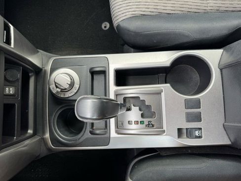 Used 2016 Toyota 4Runner SR5 image 19