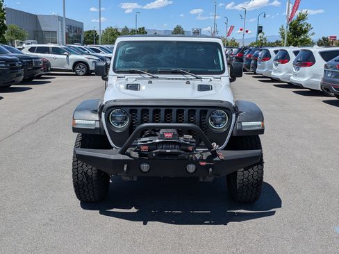 Used 2020 Jeep Gladiator Rubicon AWD/4WD image 11