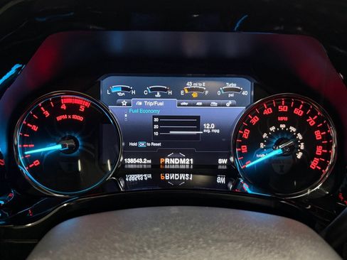Used 2019 Ford F350 Lariat w/ Lariat Ultimate Package AWD/4WD image 14