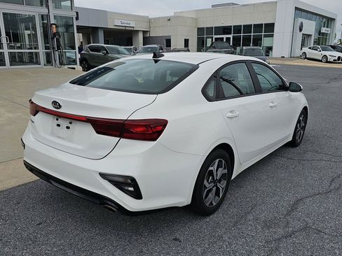 Used 2021 Kia Forte LXS FWD image 7