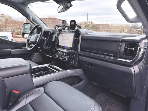 Used 2024 Ford F350 Lariat w/ Lariat Ultimate Package image 30