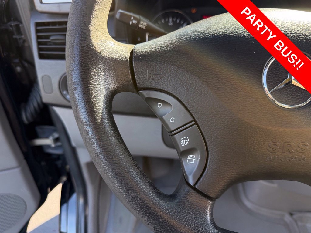 Used 2011 Mercedes-Benz Sprinter 2500 image 25