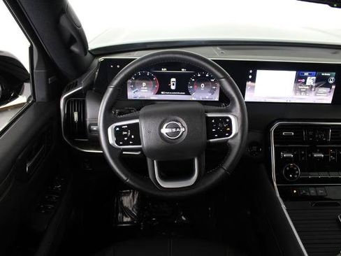 Certified 2025 Nissan Armada SL RWD image 7