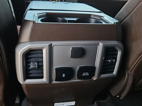 Used 2021 Ford F350 King Ranch w/ King Ranch Ultimate Package AWD/4WD image 20