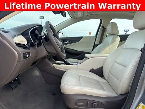 Used 2024 Chevrolet Malibu LT FWD image 22