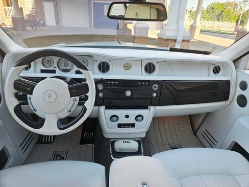 Used 2007 Rolls-Royce Phantom Sedan RWD image 12