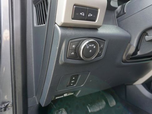 Used 2022 Ford F350 Lariat AWD/4WD image 17