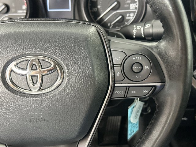 Used 2023 Toyota Camry SE FWD image 21