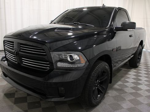 Used 2017 RAM 1500 Sport w/ Black Ram 1500 Sport Group AWD/4WD image 28