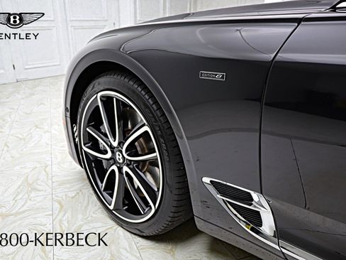 Used 2024 Bentley Continental GT V8 image 12