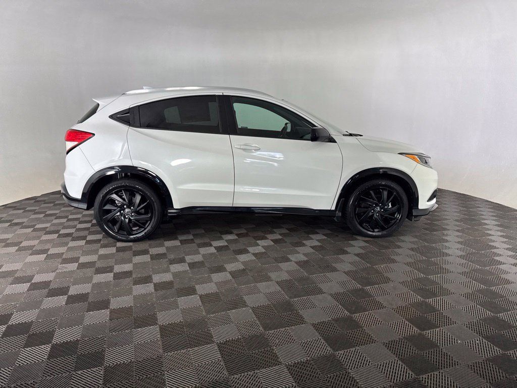 Used 2021 Honda HR-V Sport image 4