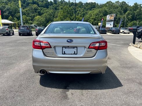 Used 2015 Subaru Legacy 2.5i Limited AWD/4WD image 5