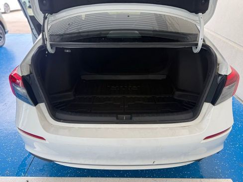 Used 2024 Honda Civic Sport image 12