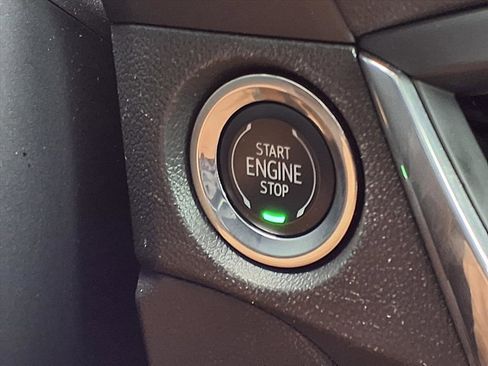 Used 2025 Buick Encore GX Sport Touring w/ Comfort Package image 10