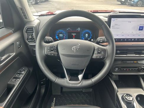 Used 2025 Ford Bronco Sport Outer Banks w/ Outer Banks Tech Package+ AWD/4WD image 16