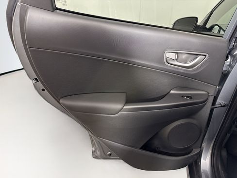 Used 2021 Hyundai Kona Ultimate w/ Cargo Package FWD image 28