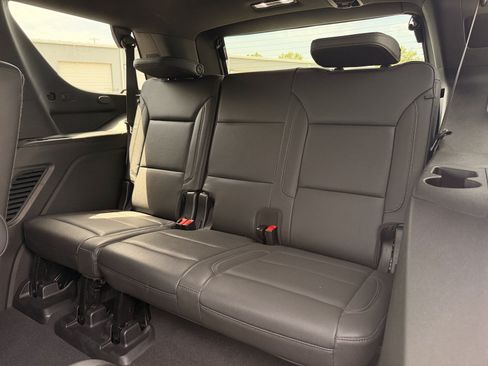 Used 2024 Chevrolet Tahoe LT RWD image 29