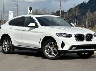 Used 2023 BMW X4 xDrive30i w/ Premium Package video 1