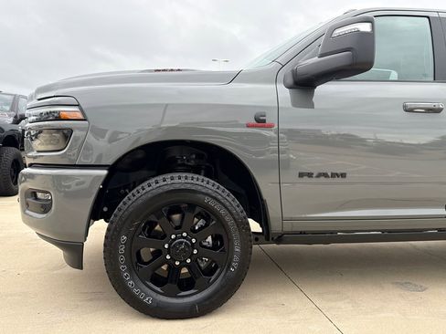 New 2026 RAM 2500 Laramie AWD/4WD image 5