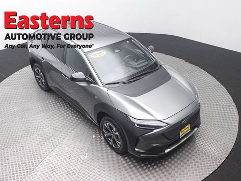 Used 2023 Subaru Solterra AWD image 3
