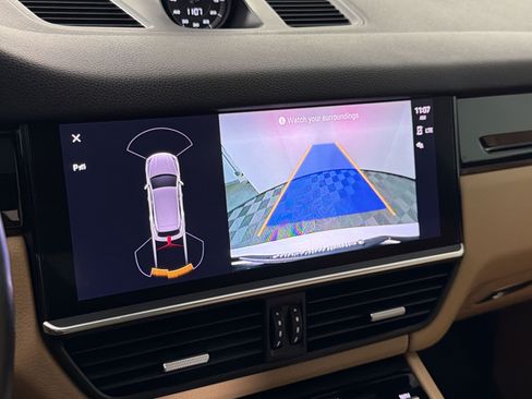 Certified 2022 Porsche Cayenne S AWD/4WD image 19