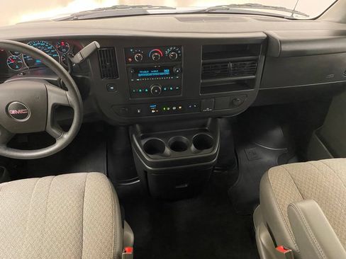 Used 2025 GMC Savana 3500 LT w/ LT Preferred Equipment Group RWD image 20
