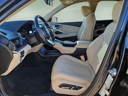 Used 2024 Acura RDX SH-AWD image 19