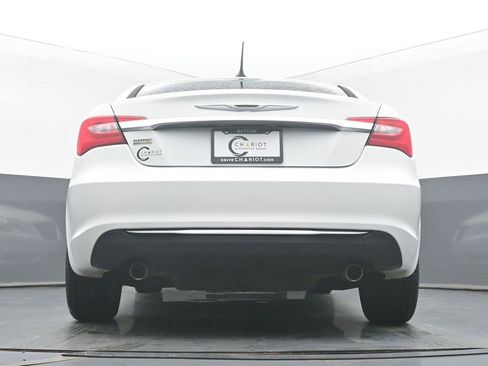 Used 2014 Chrysler 200 Touring image 48