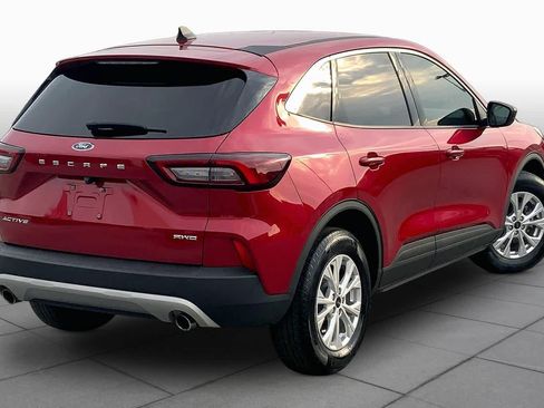 Certified 2023 Ford Escape Active AWD/4WD image 12